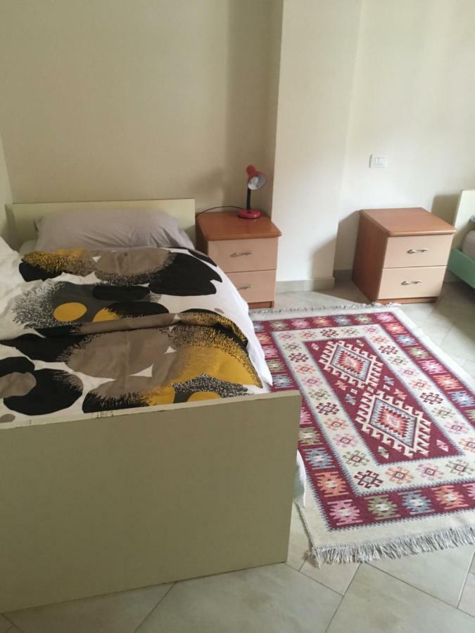 Nina Guest House Τίρανα Εξωτερικό φωτογραφία